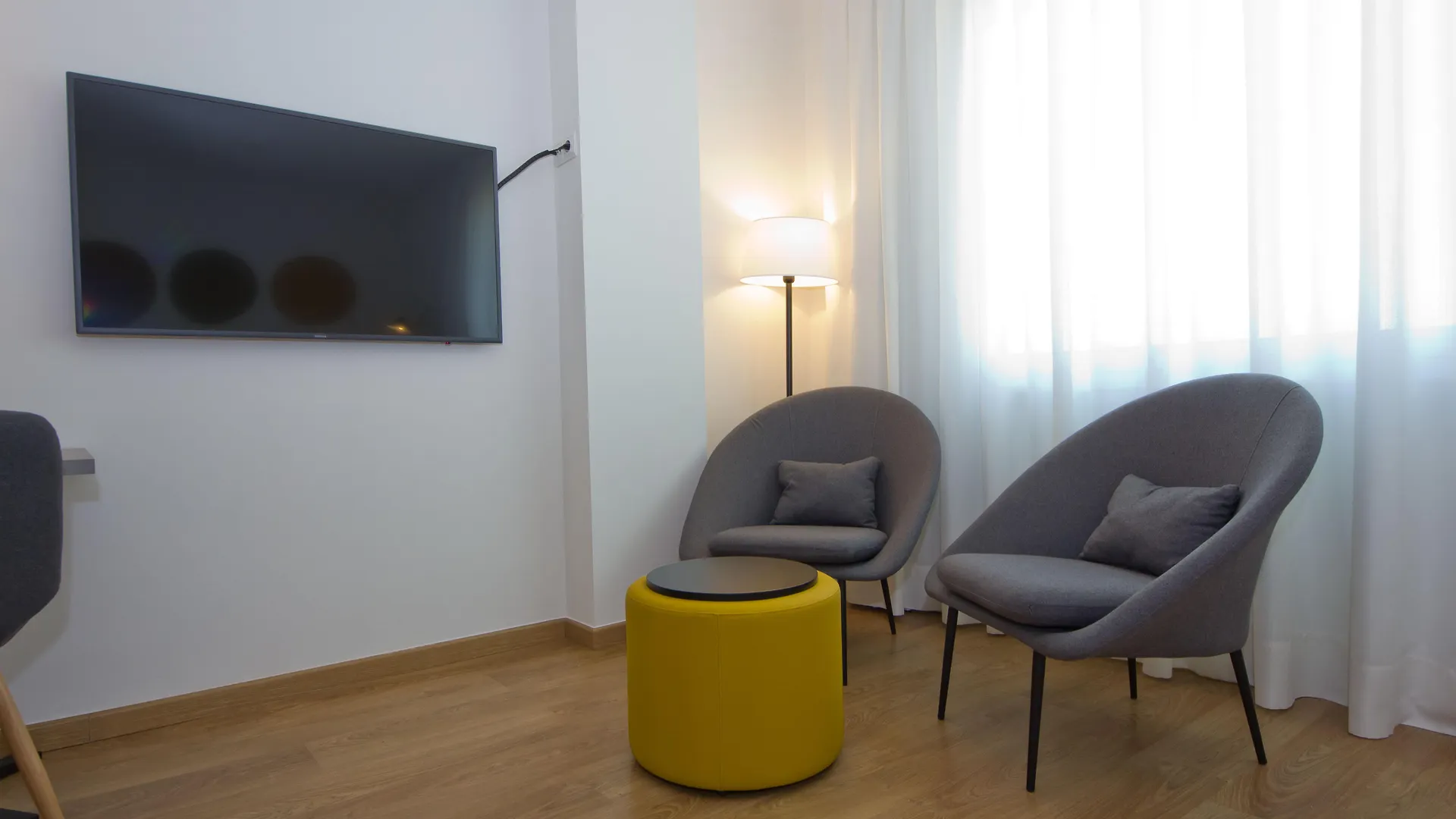 Hotel Aparthotel Atenea Valles Granollers