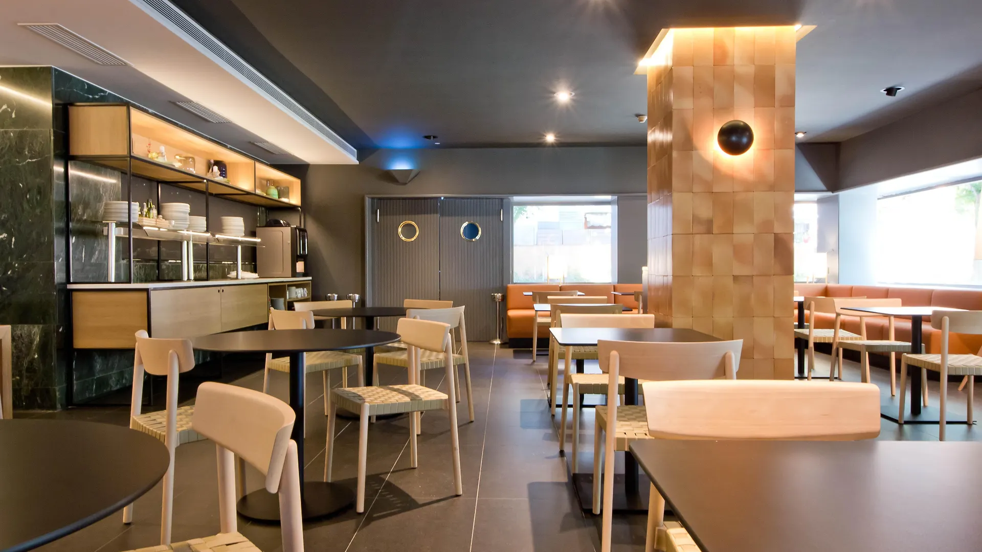 Hotel Aparthotel Atenea Valles Granollers